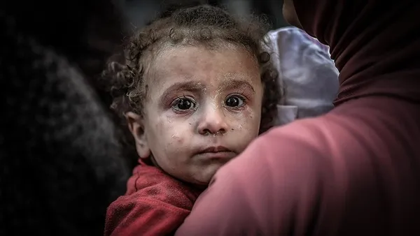 Terör devleti İsrail! Gazze’ye saldırılarda 14 bin Filistinli çocuk hayatını kaybetti