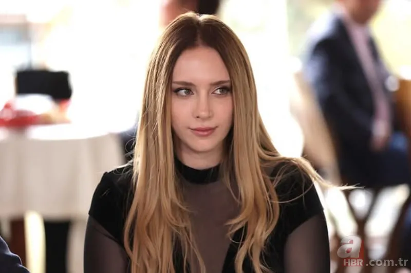 Hayal Köseoğlu’nun en unutulmaz doğum günü! O soru karşısında gözyaşlarını tutamadı 1