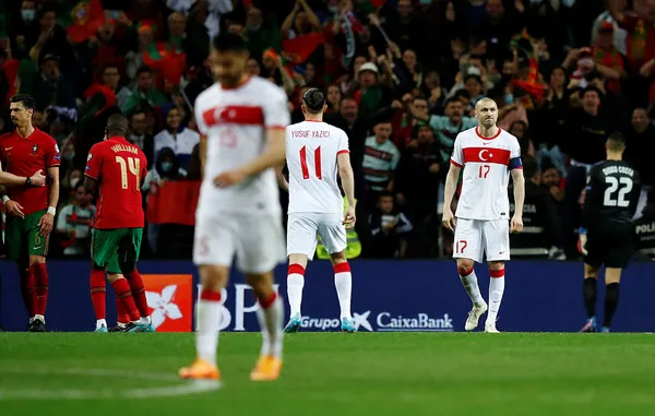 burak-penalti-kacirdi-tur-portekizde-kaldi-portekiz-3-1-turkiye-mac-sonucu-ozet-1648158243959.jpg Burak penaltı kaçırdı tur Portekiz'de kaldı! Portekiz 3-1 Türkiye (MAÇ SONUCU-ÖZET) - 2