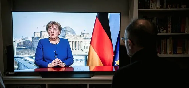 Almanya Başbakanı Merkel’in yüzüne telefon kapattı! Gerçek kısa sürede ortaya çıktı