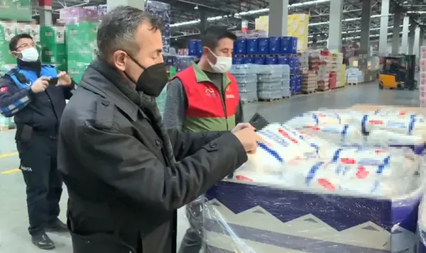 SON DAKİKA! Ayçiçeği yağı sonrası fırsatçıların yeni hedefi şeker oldu!