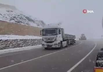 Kop Dağı’nda kar yağışı devam ediyor