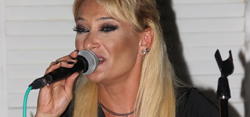 Şarkıcı Zeynep her şeyi bırakıp köye yerleşti