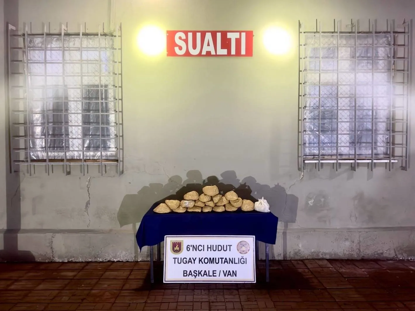 MSB: Hudut hattında 4 kilo uyuşturucu ele geçirildi