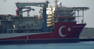 Abdülhamid Han demir alıyor!