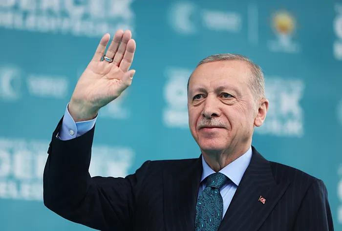 baskan-erdogandan-emekliye-temmuzda-ek-zam-sinyali-maaslari-yeniden-masaya-yatiracagiz-1711633462198.jpg