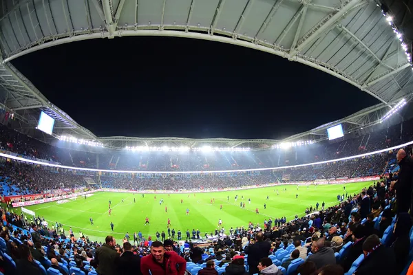 TFF'den yeni seyirci kararı! Hatırlatma dozunu olmayanlar stada giremeyecek - 1