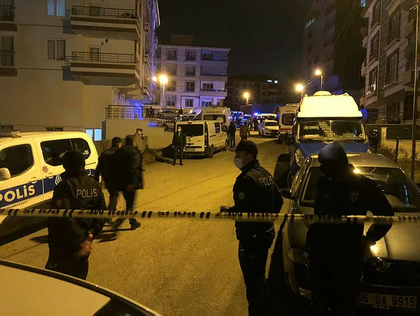 Son dakika: Ankara’da cinnet getiren kişi eşini ve çocuklarını öldürdü