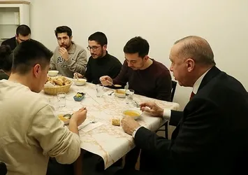 Başkan Erdoğan'ın iftara konuk olduğu öğrenci Abdullah Ünal konuştu: Z kuşağının dilinden anlıyor