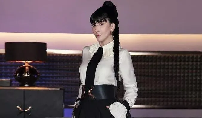 50 yaşındaki Hande Yener 1 haftada incecik oldu! Bunu uygulayarak 4 kilo verdi! ’’O kişiler kilo alıyor’’ demişti! Meğer sırrı...