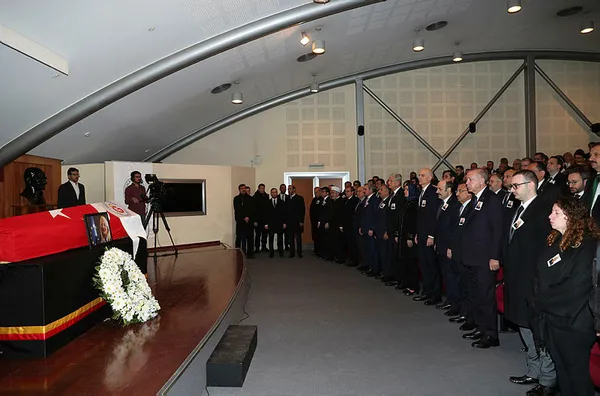 Başkan Erdoğan: Beril Dedeoğlu birçok özelliği ile saygı duyulan isim olmuştur - 2