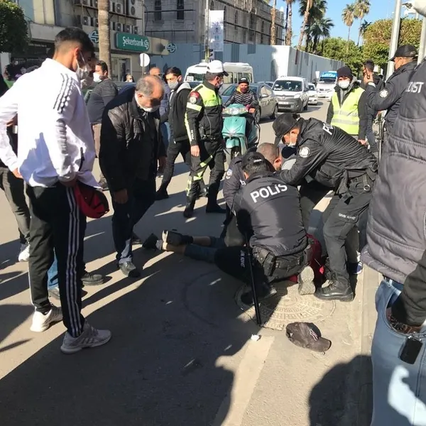 Maske takmayan şahıs kimlik soran polise bıçak çekti - 2