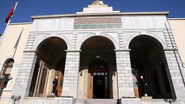 istanbul-valiliginden-vatandaslara-dolandiricilik-uyarisi-1671817486764.jpg İstanbul Valiliğinden vatandaşlara 'dolandırıcılık' uyarısı - 1