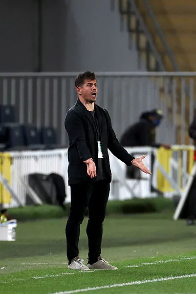 Erzurumspor galibiyetinin ardından Emre Belözoğlu’ndan şampiyonluk sözleri