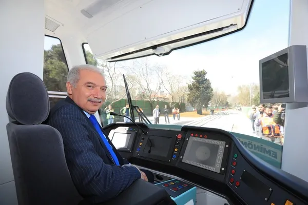 CHP'li Ekrem İmamoğlu yine yapılmışı taklit etti! 20 ay önce gerçekleşen test sürüşünü tekrarladı - 6