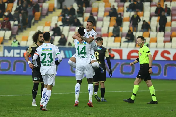 oznur-kablo-malatyaspor-2-alanyaspor-6-mac-sonucu-alanyaspor-gol-oldu-yagdi-1639321065348.jpg Öznur Kablo Malatyaspor: 2 - Alanyaspor: 6 MAÇ SONUCU | Alanyaspor gol oldu yağdı - 1