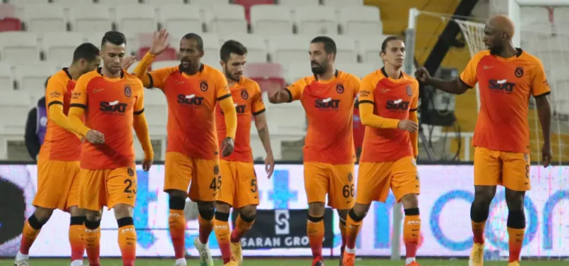 Fatih Terim kazanan ilk 11'i değiştirmiyor! Yıldızlar kulübede bekleyecek