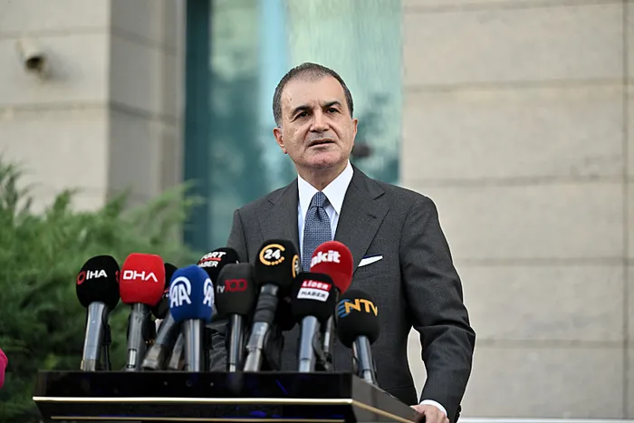 baskan-erdogan-ozgur-ozel-gorusmesi-sonrasi-ak-parti-sozcusu-celikten-flas-aciklamalar-1718124202783.jpg Başkan Erdoğan - Özgür Özel görüşmesi sonrası AK Parti Sözcüsü Çelik'ten flaş açıklamalar | CHP'den de 'olumlu' karşılık - 2