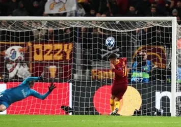 Cengiz Ünder kaçırdı Roma yıkıldı!