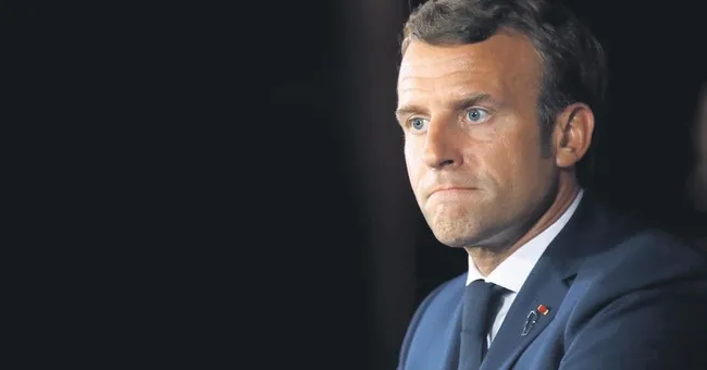 Haddini aşan işlere giren Macron'a hatırlatma: Pisliğin içindeyken ötebilen tek canlı horozdur - 1