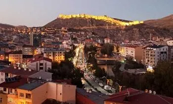 İlk Sahur ve İftar Saat Kaçta Olacak? İl İl İlk oruç kaçta başlayacak ve kaç saat sürecek? İşte 2024 Ramazan imsakiyesi