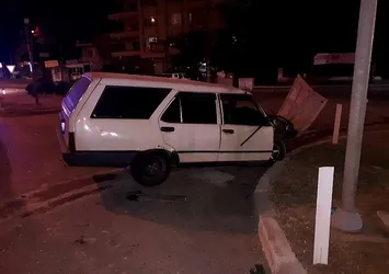 İzmir'de peş peşe trafik kazası! 13 yaralı