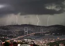 İstanbula peş peşe uyarı! Yağış ve fırtına...