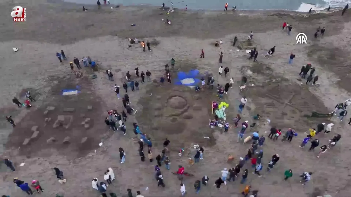 Kumdan kaleler yarıştı