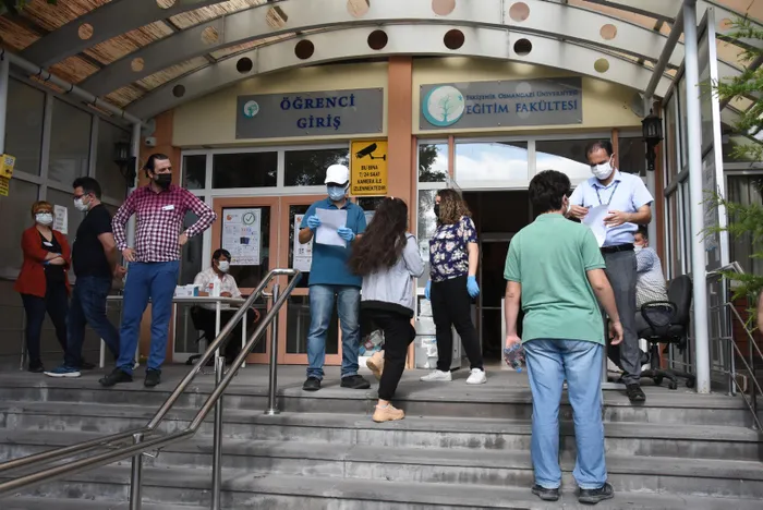 Son dakika: Yükseköğretim Kurumları Sınavı’nda YKS ilk oturum sona erdi! Milyonlarca öğrenci sınavda ter döktü