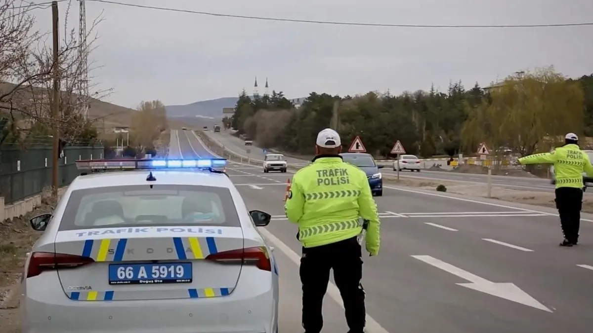 Hız kurallarına uymayanlara 2 milyon 126 bin işlem yapıldı!
