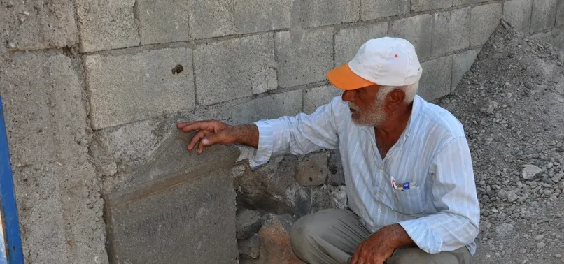 Bahçe duvarında tarihi keşif