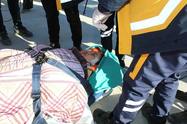 Son dakika | Başkan Erdoğan Kahramanmaraş depreminin simgesi Aleyna Ölmez'i ziyaret etti - 3