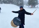 Kayak yaparken davul çaldı