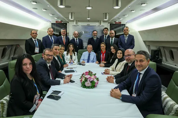 Başkan Erdoğan’ın Budapeşte dönüşü mesajları! İki konu öne çıktı: Türkiye’nin anahtar rolü