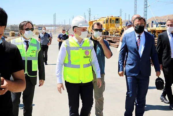 Türkiye'nin "En uzun demir yolu tüneli"nde çalışmalarda sona gelindi! 80 dakikadan 15 dakikaya düşüyor - 2