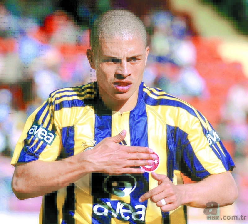 Alex'e jübile! İşte efsane maçın kadrosu 23