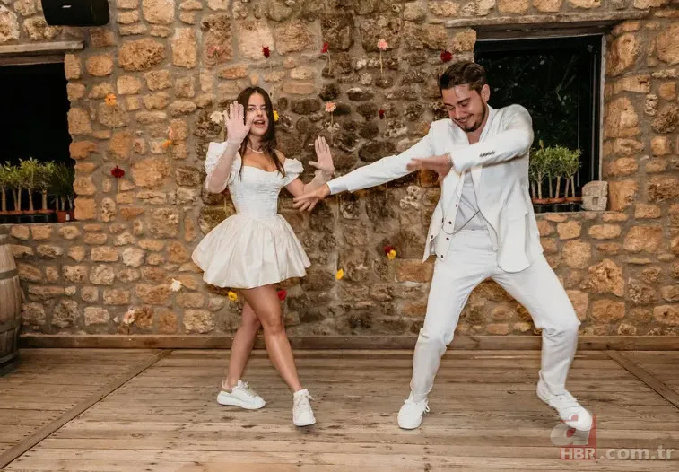 Perihan Savaş oğlu Savaş Zafer'i uğurladı! Sosyal medyadan paylaştı 8