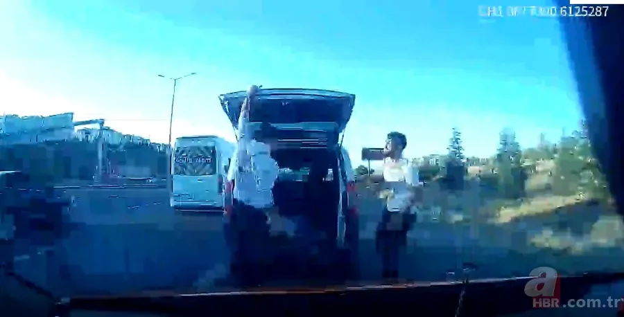 Yol verme kavgası kanlı bitti! Taksiciyi takip edip sopayla darp ettiler 2