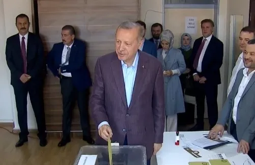 Başkan Erdoğan oyunu kullandı