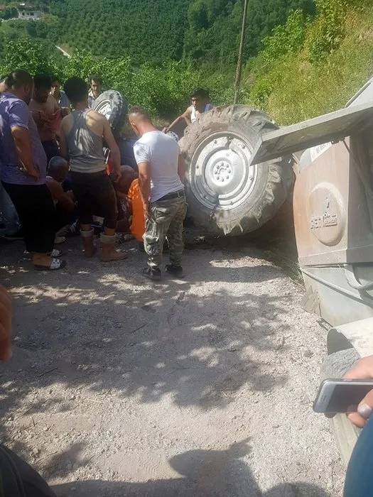 Sakarya Karasu'da korkunç kaza! Uçurumdan kaçtı traktörün altında kalmaktan kaçamadı