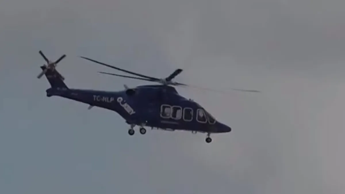 Milli helikopterimiz Gökbey gökyüzünde! İngiltere'de gururlandıran anlar! Gösteri uçuşunda böyle havalandı...