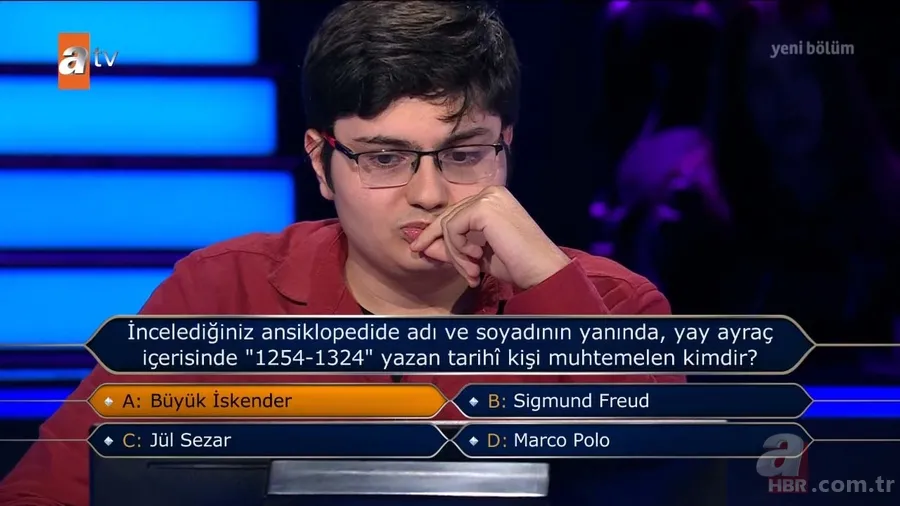 Milyoner'de ilginç anlar! Genç yarışmacı tarih sorusunda şoku yaşadı | Ödül çekini almadan gidiyordu... 4