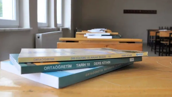 1662917047238.jpg Öğrenciler dikkat! Yarın sabah bir ilk gerçekleşecek! Tam 136 milyon kitap... - 1