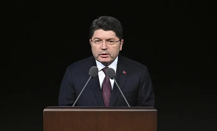 bakan-tunctan-yargiyi-hedef-alan-chpye-sert-tepki-musaade-etmeyiz-1764687230931.jpg Fotoğraf-AA