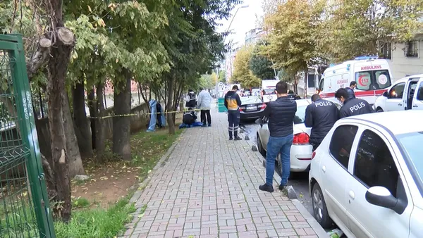 1604995179593.jpg Korkunç olay! Yoldan geçen vatandaşlar buldu... - 3