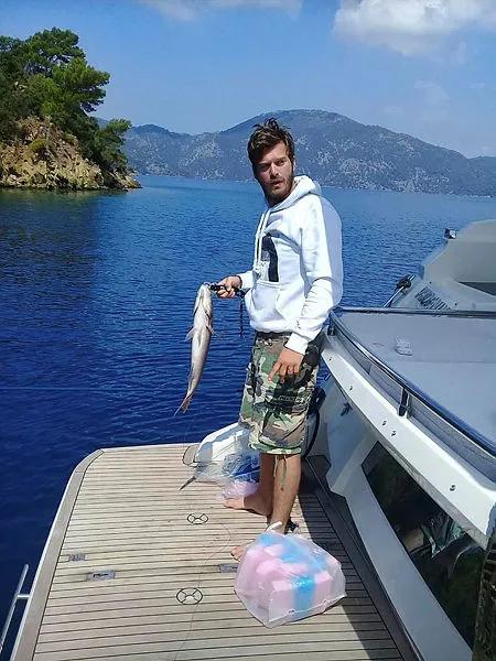 Kıvanç Tatlıtuğ hobisi için mini servet harcadı - 3