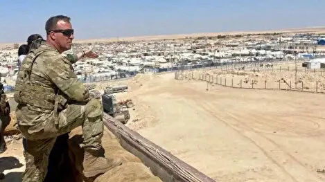 ABD’den PKK/YPG terörüne açık destek! CENTCOM Komutanı Suriye’de işgal edilen kamp bölgesini ziyaret etti