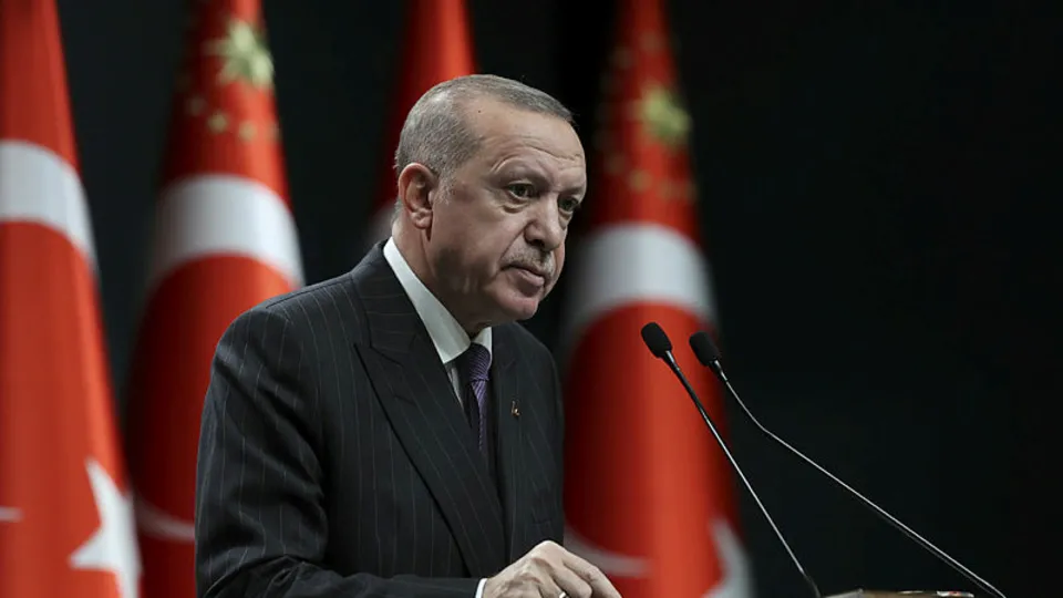 Başkan Erdoğan’dan Ahmet Cevad şiiri! Dağlık Karabağ zaferi için komşu ülkelere çağrı