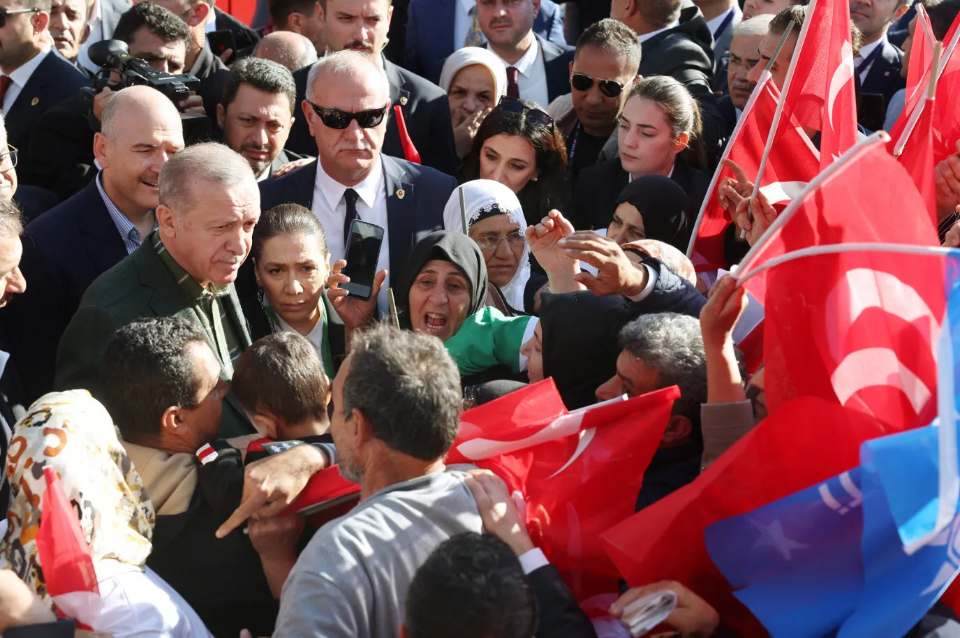 Son dakika: Başkan Erdoğan Diyarbakır Anneleri ile bir araya geldi