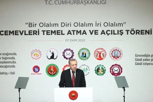 chp-istanbul-milletvekili-ibrahim-kaboglundan-cemevi-kanununa-itiraz-anayasa-ve-laiklik-ilkelerine-aykiri-1666606814355.jpeg CHP İstanbul Milletvekili İbrahim Kaboğlu'ndan cemevi kanununa itiraz: Anayasa ve laiklik ilkelerine aykırı - 1